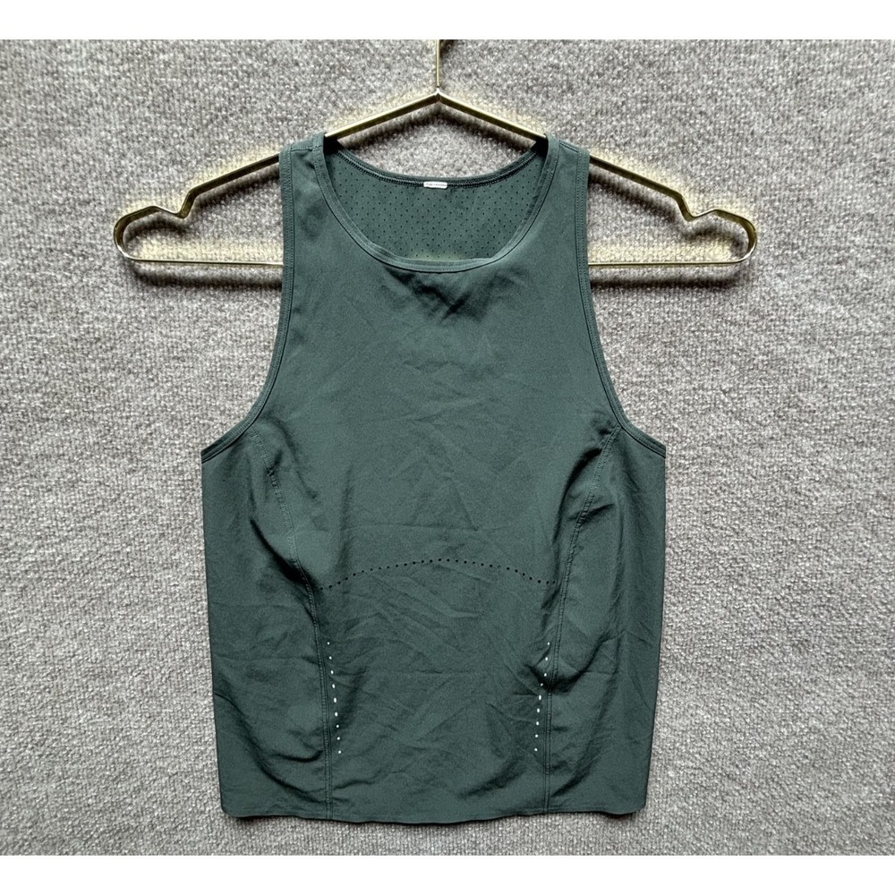 Lululemon Perforated Open Back Reflective‎ Tank Top Womens Size 2 Green EUC Yoga